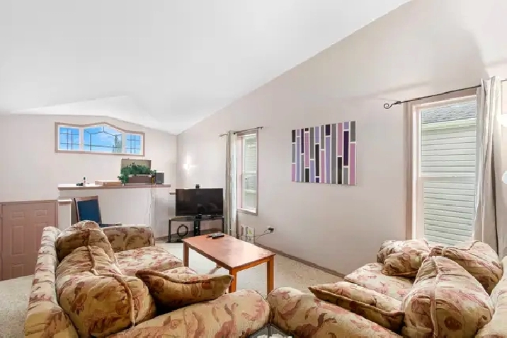STAFF HOUSING - 7 BED 3 BATH - LOTS OF PARKING - ALL INCLUDED GP