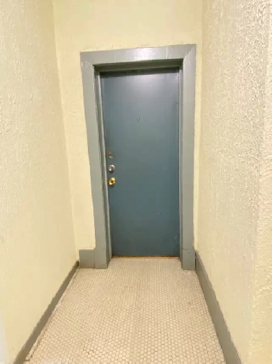 Rent studio apartment for 600/month