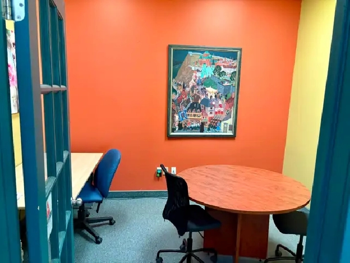 Bureau fermé à louer - Laval