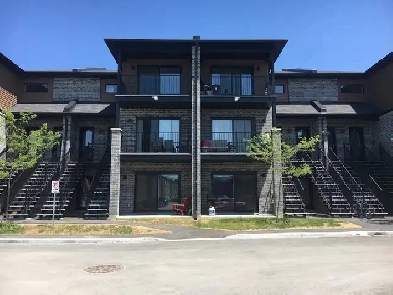 For rent 2 bedroom apartment-  A louer