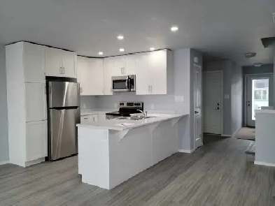 3 bedroom townhouse with garage for rent URGENT