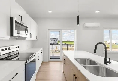 Beautiful 2 Bed 2 Bath Apartment for Rent in Steinbach!