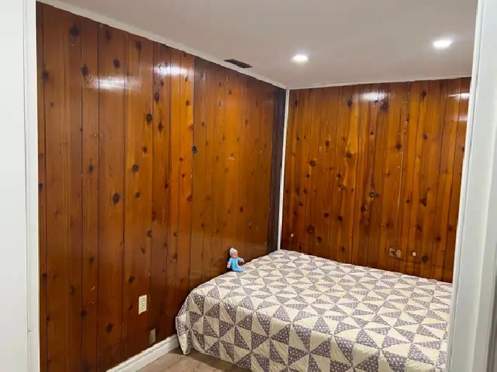 Room for Rent – Neilson & Ellesmere Area (AVAILABLE NOW)