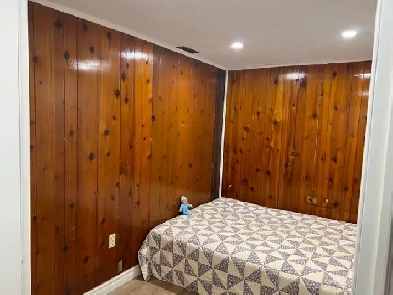 Room for Rent – Neilson & Ellesmere Area (AVAILABLE NOW)