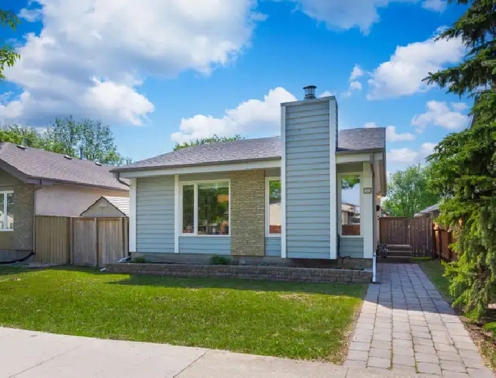 OPEN HOUSE! Tastefully remodelled 4bdrm move-in-ready bungalow!