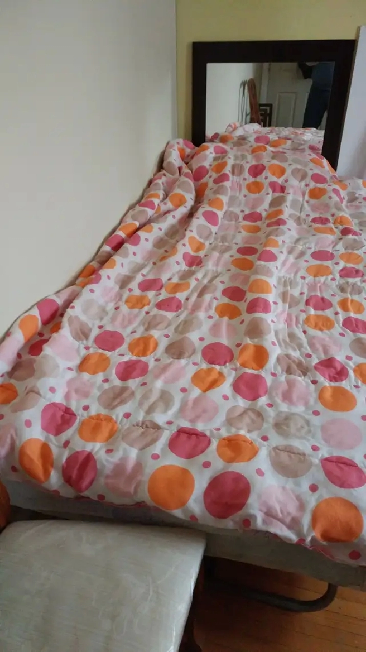 ROOM,FOR,$650/MO,RICHMOND,HILL.416.839.8485