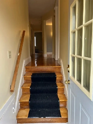 3 bedroom upper duplex