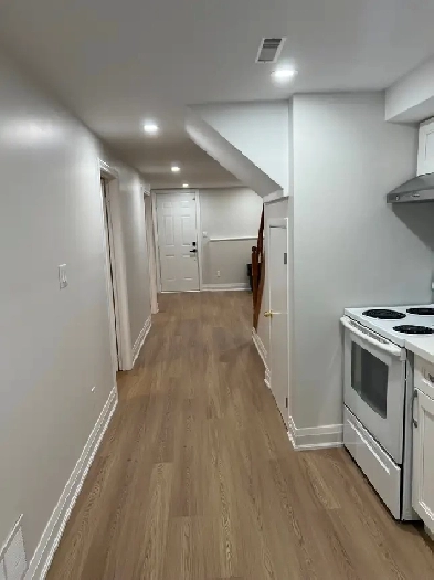 2 Bed   1 Bath Basement Unit for Rent in Mississauga