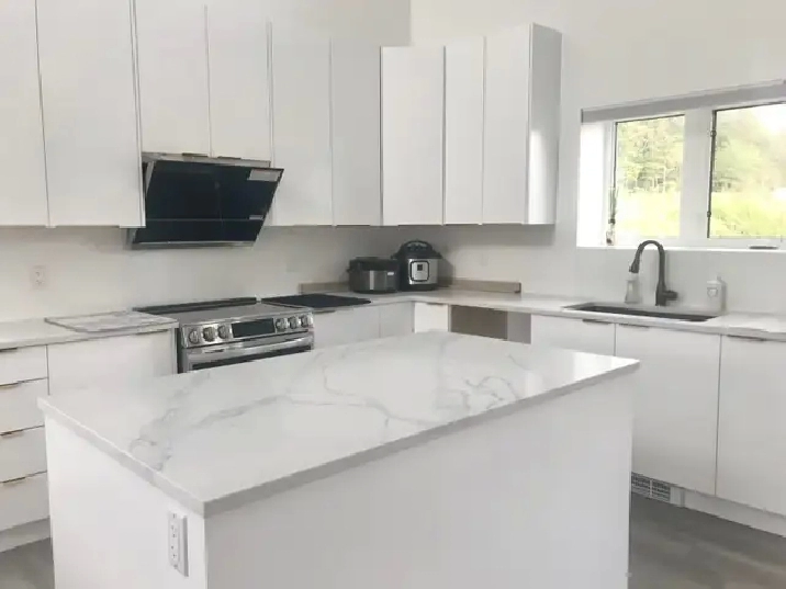 Terrace Modern House on the Bench for Rent