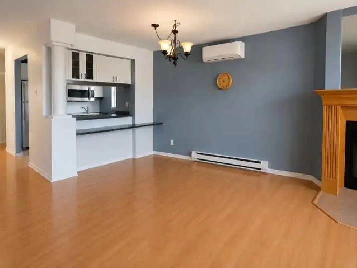 condo à louer à Sainte-Catherine