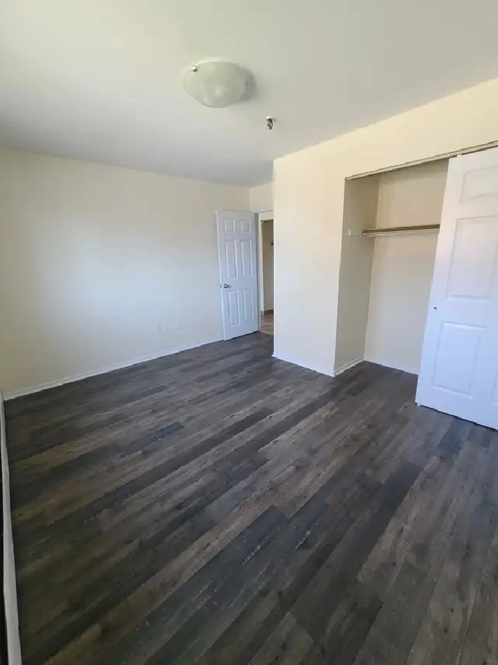 Waterfront 1BRs - 223 Windmill Sept 1st - Heat/Wat & Pkg Incl!