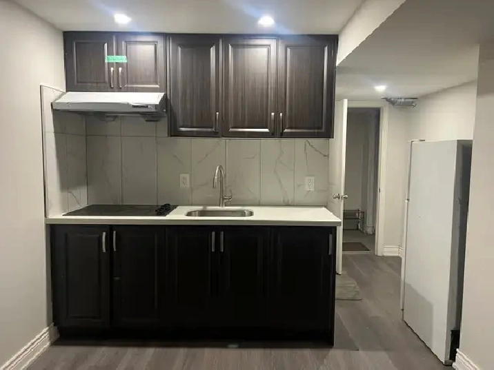 1 BEDROOM BASEMENT FOR RENT