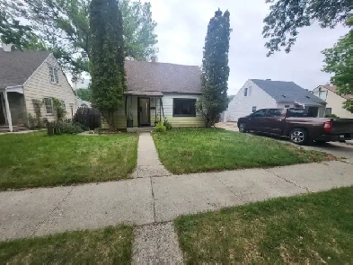 3B/R, 1 bath, full house, close to hospital