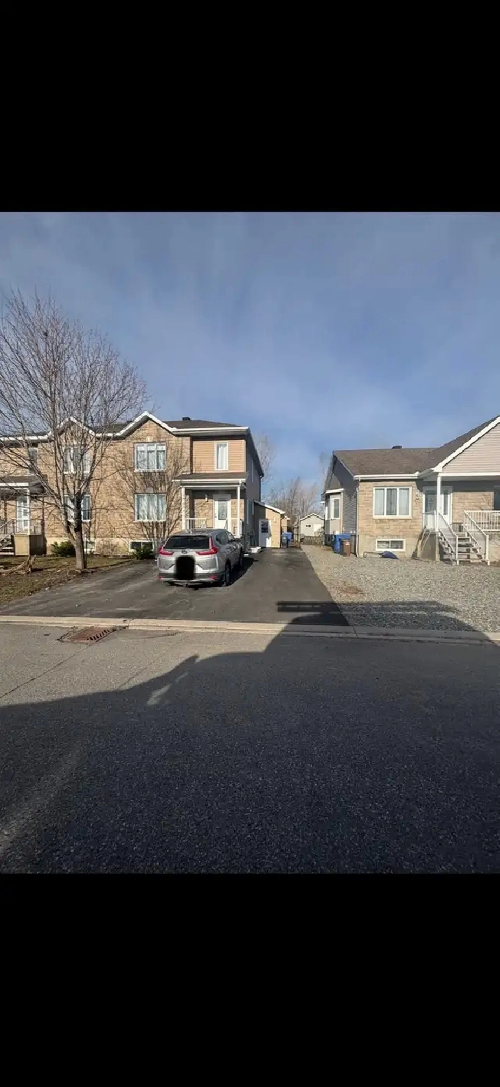Logement 4-1/2 à louer à Buckingham