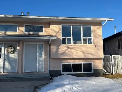 Furnished 3 bed (2 bath) 1/2 duplex for rent in Drayton Valley
