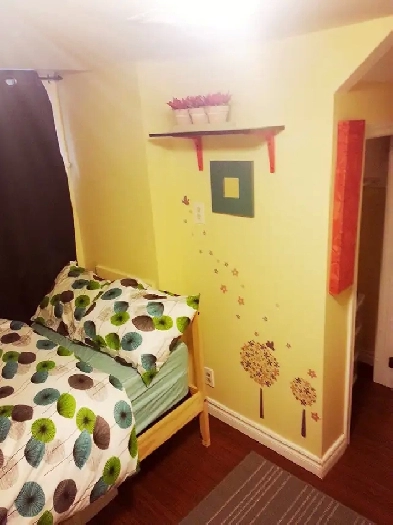 birchmount & Eglinton (private room)