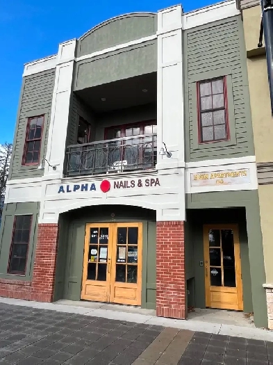 Large private apartment for rent downtown High River $1400/mo