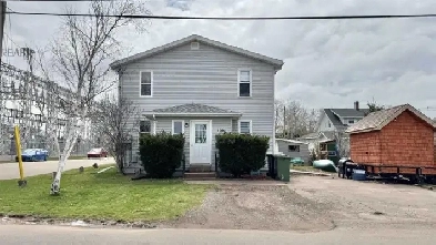 triplex for sale in summerside