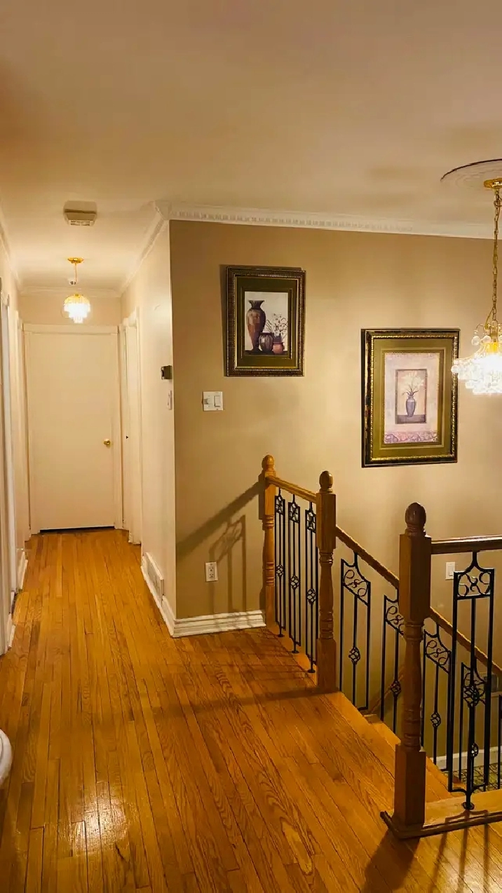 ROOM FOR RENT IN BEAUTIFUL HOME, D.D.O , 800$ EVERY INCLUDED