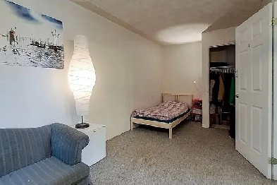 STUDENT RENTAL SEPT 2026 Close to UW, WLU, Conestoga. Carter...