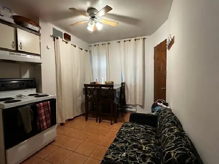 Appartement Bachelor 2 1/2 Hochelaga MÉTRO PRÉFONTAINE