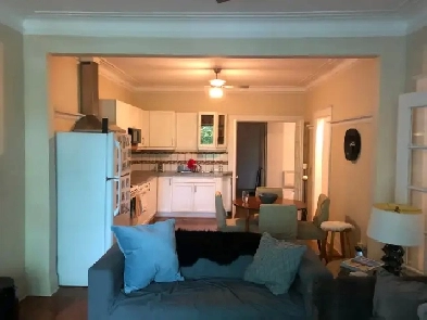 AJD Westmount Renovated 5 1/2,5 min walk CUSM & metro Vendome