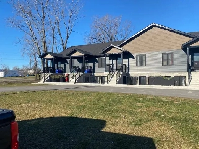 Napanee and Deseronto Listings