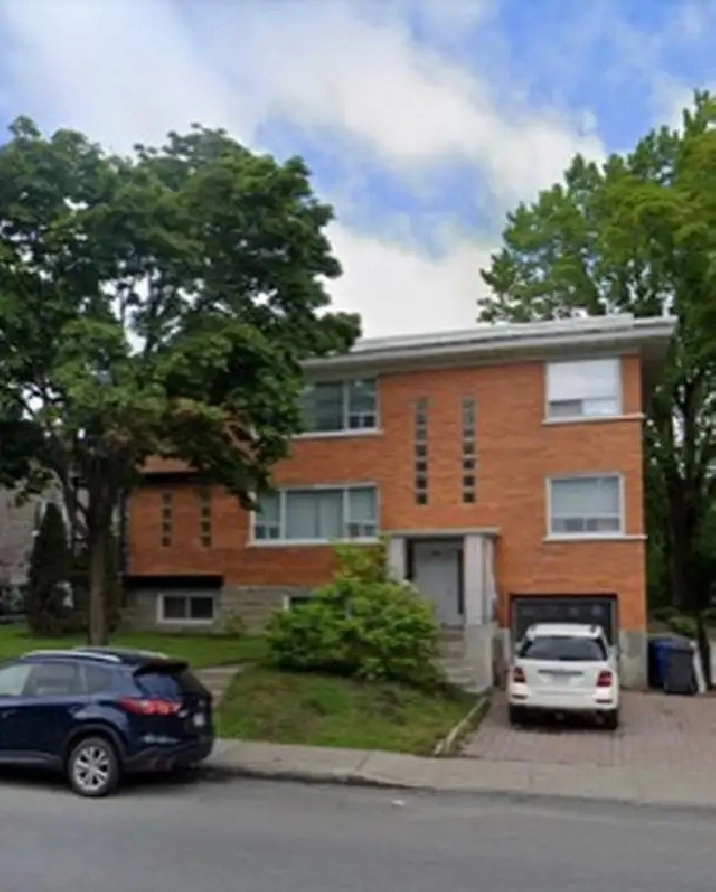 Grand 6 1/2 à louer proche de l'Université Laval