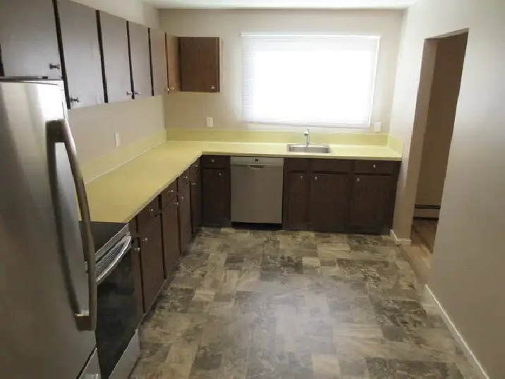 Top Floor Sunnyside