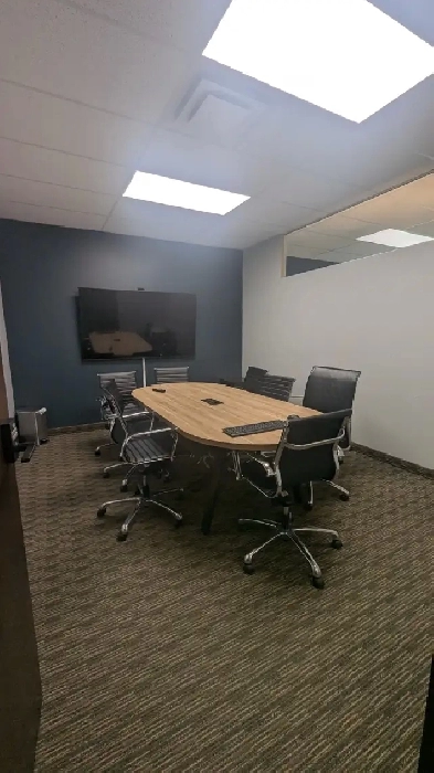Office Space for Rent in SE Douglasdale