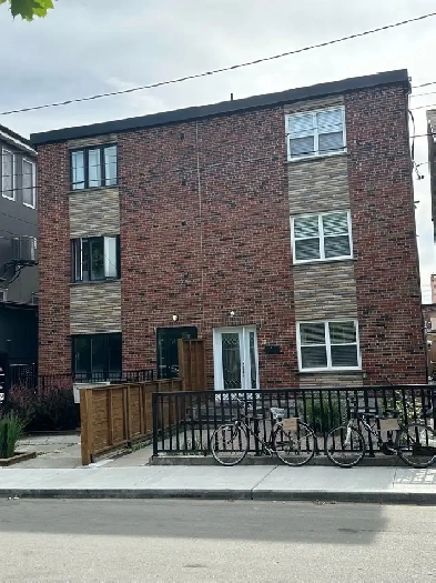 2 months single room for rent