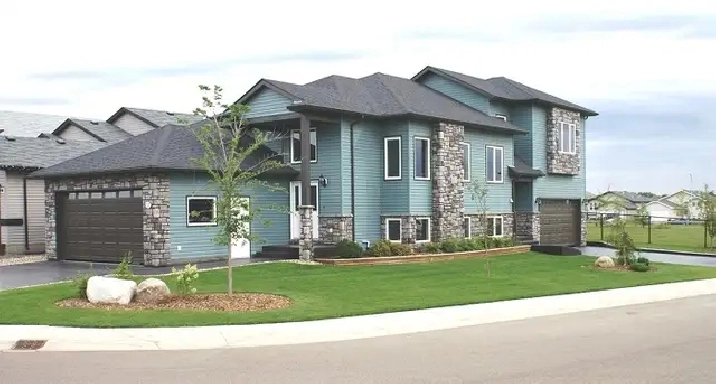 Executive Home Available July 1