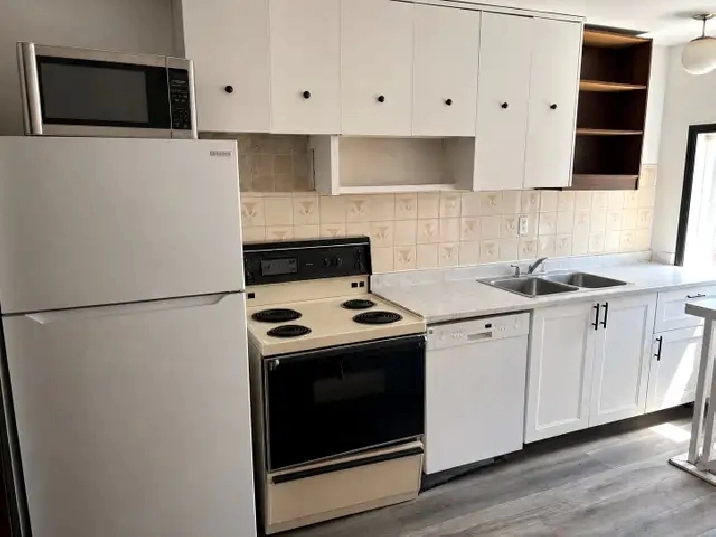 1 Bedroom Home Near Osborne | Fireplace | Fenced Yard | 2 Parkin
