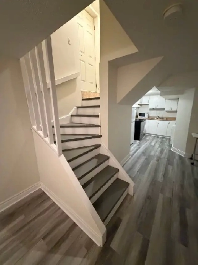 Gorgeous 2 Bedroom Basement - Lease