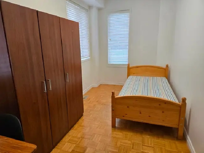 Room for Rent / North York / York Village