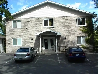 2 Bedroom Ground Floor Apartment Gravenhurst