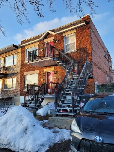 5 1/2 ensoleillé , Promenade Fleury, Au Coeur Ahuntsic, Montréal
