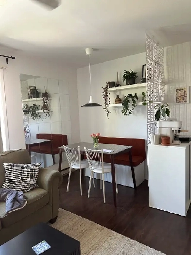 Beau 2½ à louer au prix de 775 $/mois, disponible 1 juillet