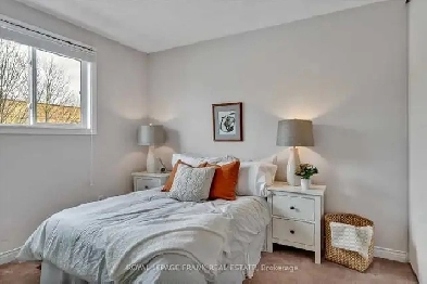 Large Apartment for Rent in Hamilton-separate kitchen, washroom