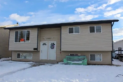 RENTAL  FORT SASK AVAIABLE NOW