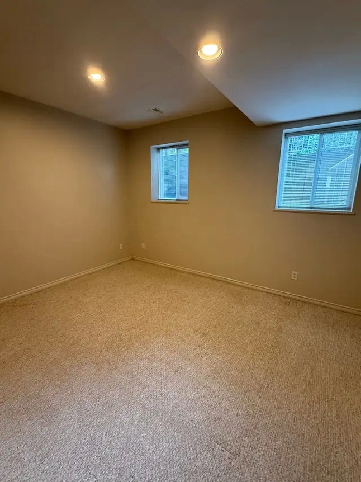 2 Bed   1 Bath Basement Suite for Rent – Fraser Heights