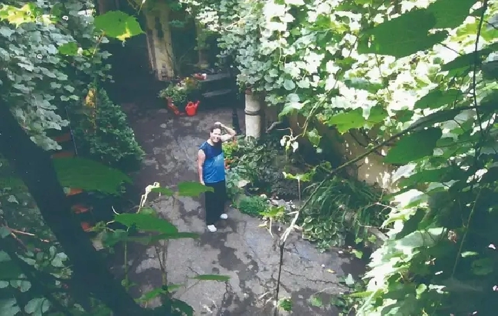 Photo 10