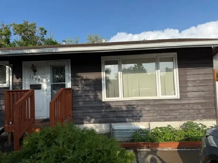 Two units house For rent
