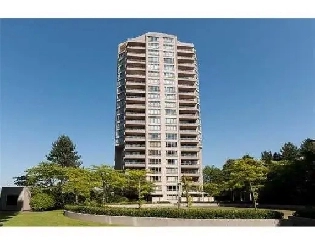 $2,100  - Centrally Located 20th Floor Metrotown Suite at La Mir