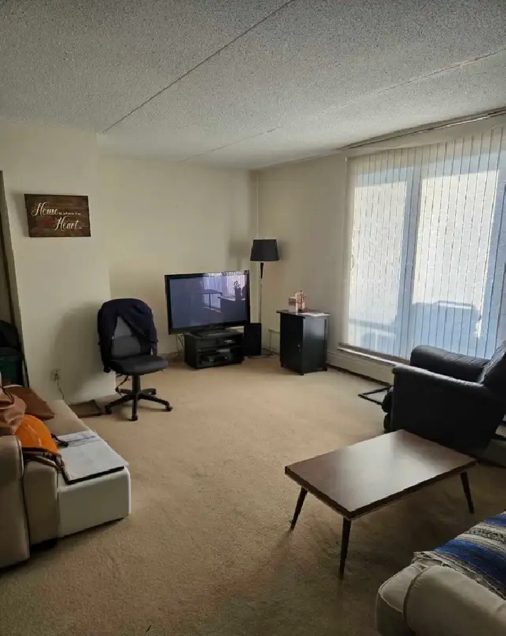 2-bedroom apartment for sublet, 40  Building in EK