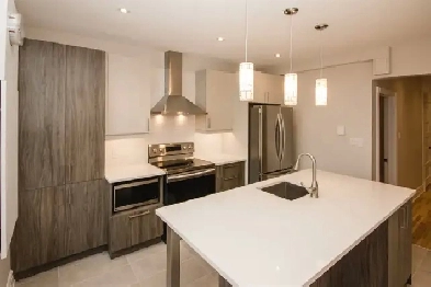 Ground Floor 4 1/2 with Yards - 4 1/2 RDC avec des Cours
