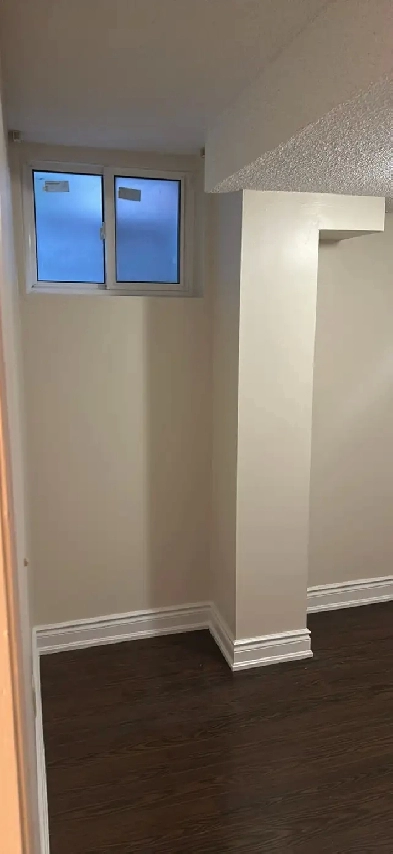 1 Bedroom Basement Apartment  For Rent In Mississauga.