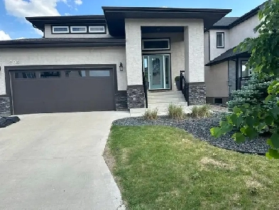 Stunning  4 Bedroom House in Bridgwater Lakes