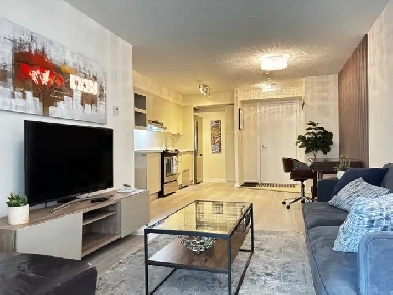 Fully Furnished Condo Bay and Dundas Downtown $3,100 Short Term