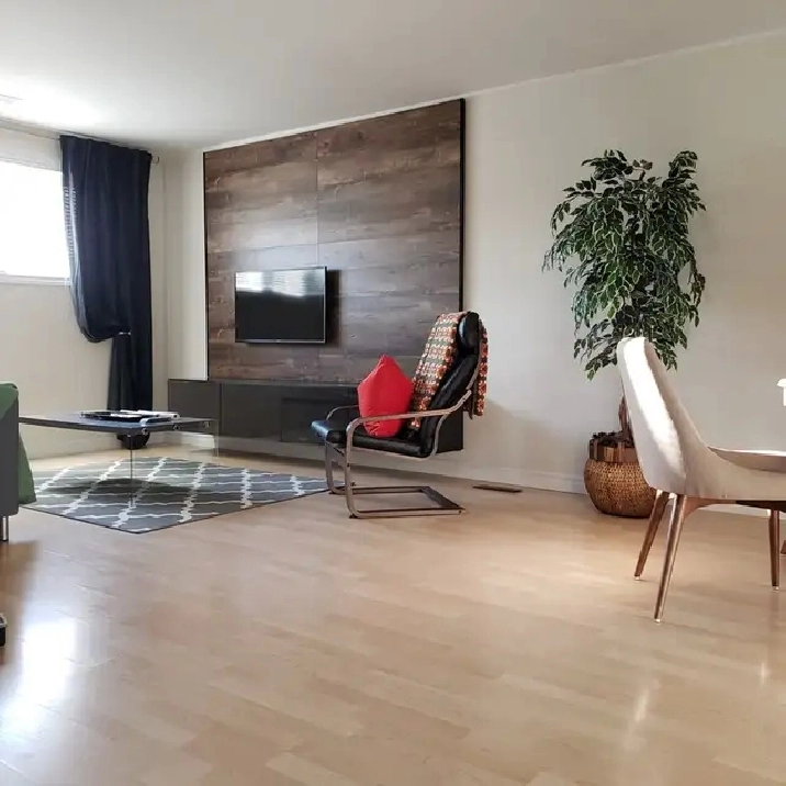 One or Two  Bedroom Apartment